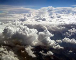 Quantenphysik der Unsterblichkeit Wolken