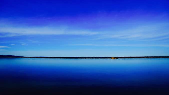 wasser-dunkelblau-water