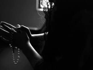 religion beten haende