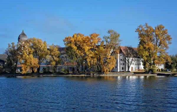 Fraueninsel-herbst-autumn