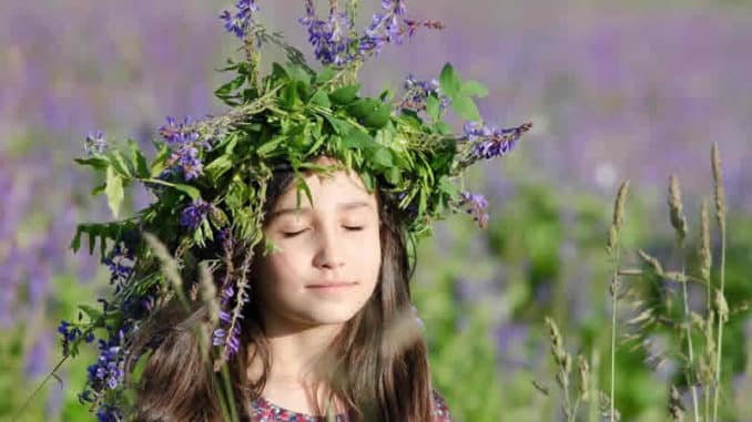 maedchen-kraeuter-haaere-portrait