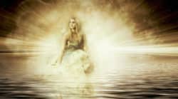 Engelbotschaft von Engel Haziel Mensch und Entwicklung licht ausstrahlen girl