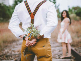 Liebe-Schwelle-Richtungswechsel-Paar-Blumen-nature