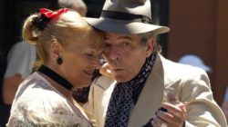 Verliebt bis ins hohe Alter 7 Beziehungstipps aelteres paar tanzen emotional