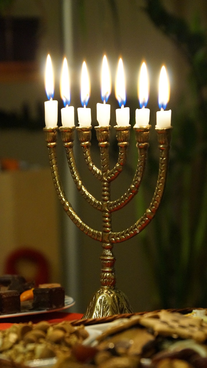 Zahl 7 für ein höheres Bewusstsein menorah 318641 s2dent