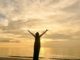 innerer-Frieden-frau-meer-sunset