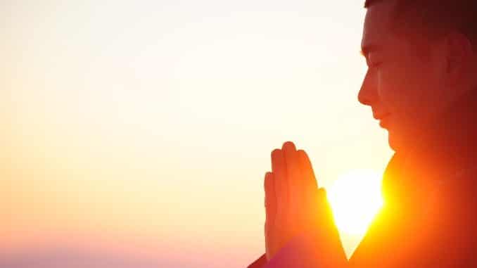 mann meditation yoga