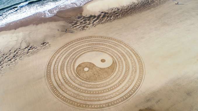meer yin yang pexels jben beach art