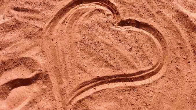 herz sand tracks in the sand
