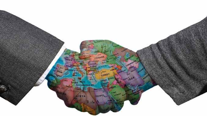 frieden abruestung handshake