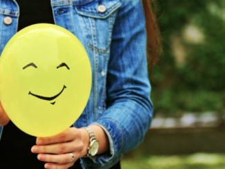 Energien aufnehmen ballon mit Lächeln